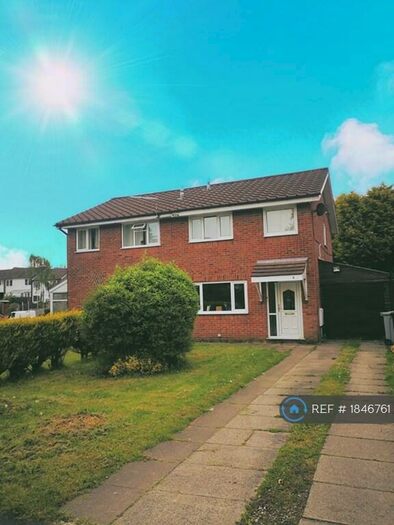 3 Bedroom Semi-Detached House To Rent In Priory Drive, Macclesfield, SK10