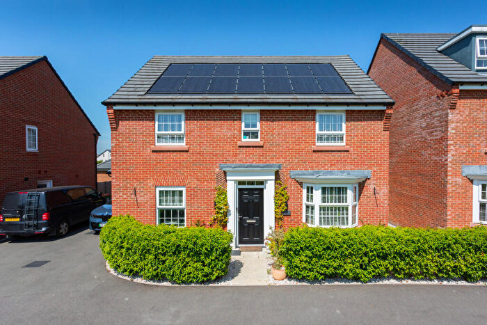 4 Bedroom Detached House For Sale In Newmarket Drive, Fulwood, PR4