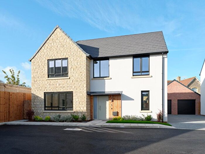 3 Bedroom Detached House For Sale In The Close, Wedmore, BS28