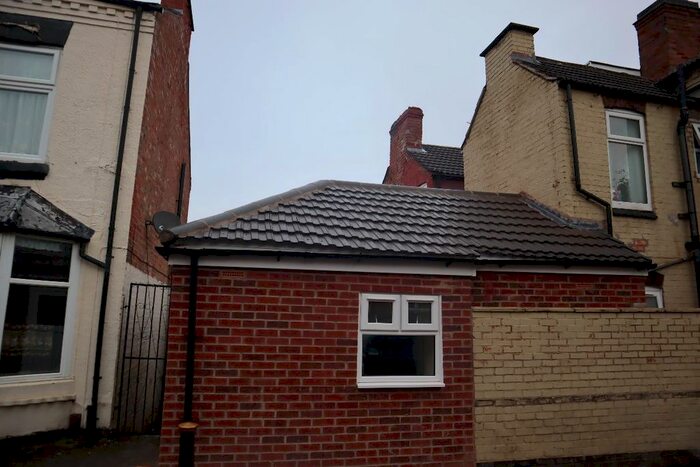 1 Bedroom Flat To Rent In Granby Avenue, Leicester, LE5