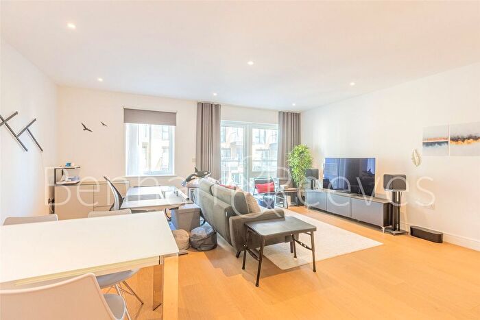 2 Bedroom Flat To Rent In Tierney Lane, London, W6