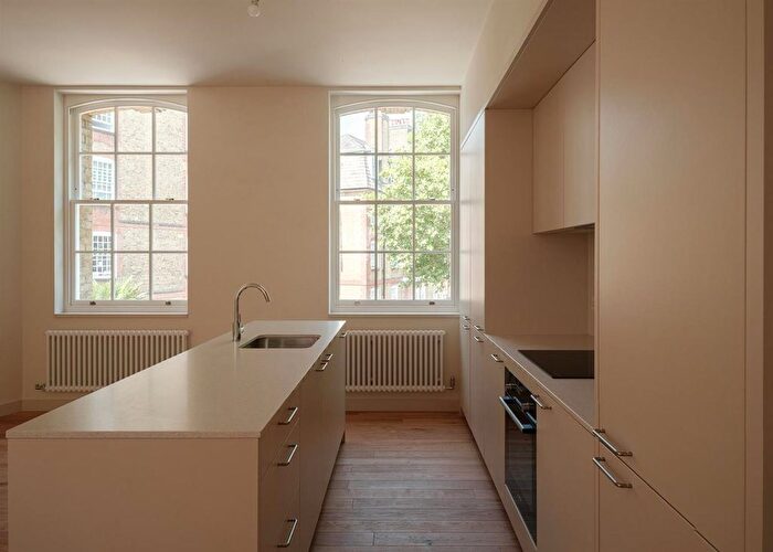 3 Bedroom Flat To Rent In Newcourt Street, St John's Wood, NW8