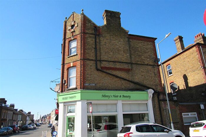 2 Bedroom Flat To Rent In High Street, Herne Bay, CT6