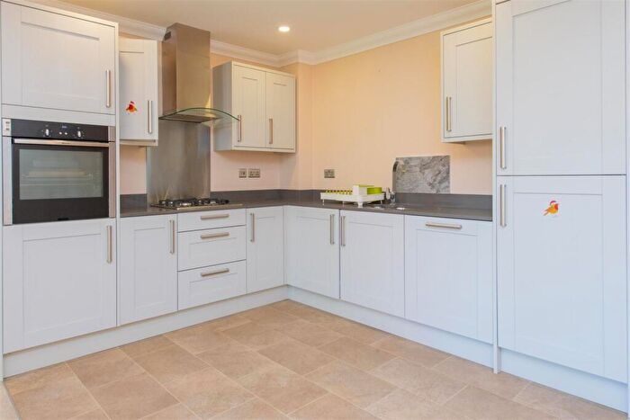 1 Bedroom Apartment For Sale In Broad Green, Wellingborough, NN8