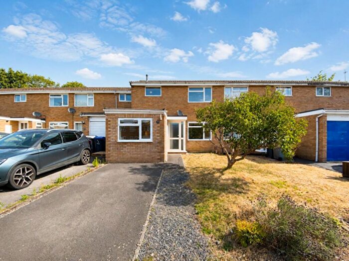 3 Bedroom Terraced House For Sale In Alder Close, Trowbridge, BA14