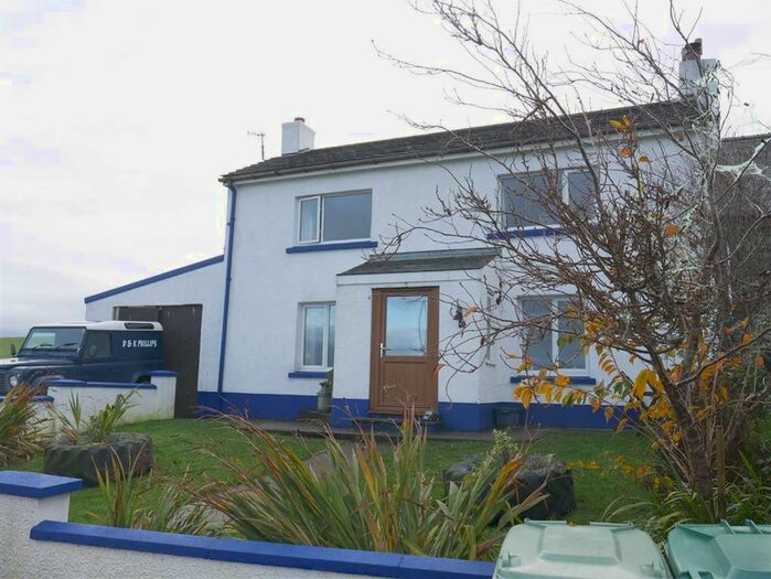 4 Bedroom Semi-Detached House For Sale In Letterston, Haverfordwest, SA62