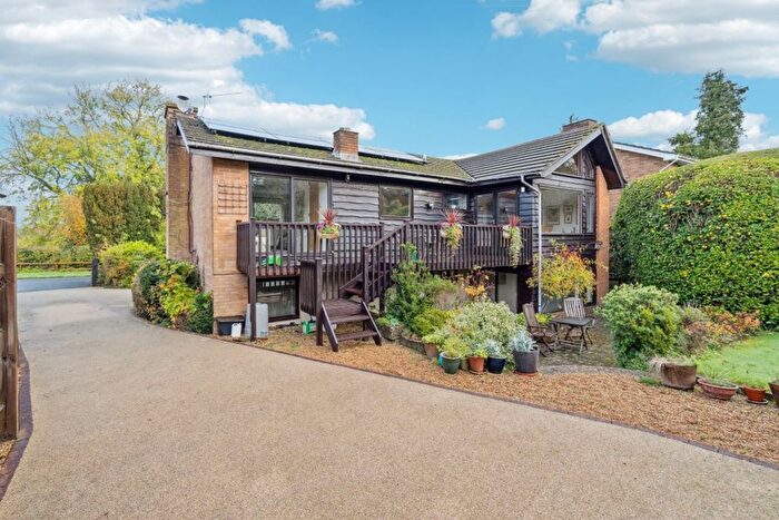 4 Bedroom Detached House For Sale In Hare Lane End, Little Kingshill, HP16