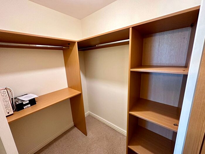 1 Bedroom Flat For Sale In East Street, Newton Abbot, TQ12