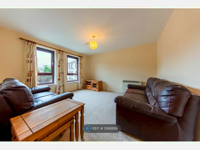 2 Bedroom Flat To Rent In Froghall Road, Aberdeen, AB24