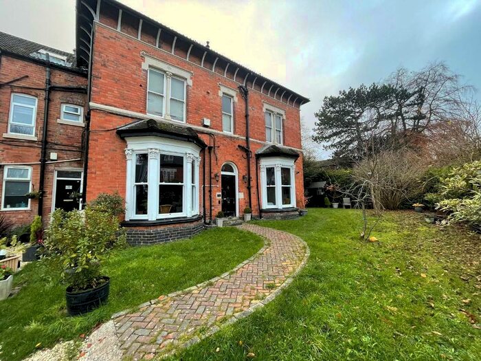 3 Bedroom Apartment To Rent In Rotton Park Road, Edgbaston, Birmingham, B16