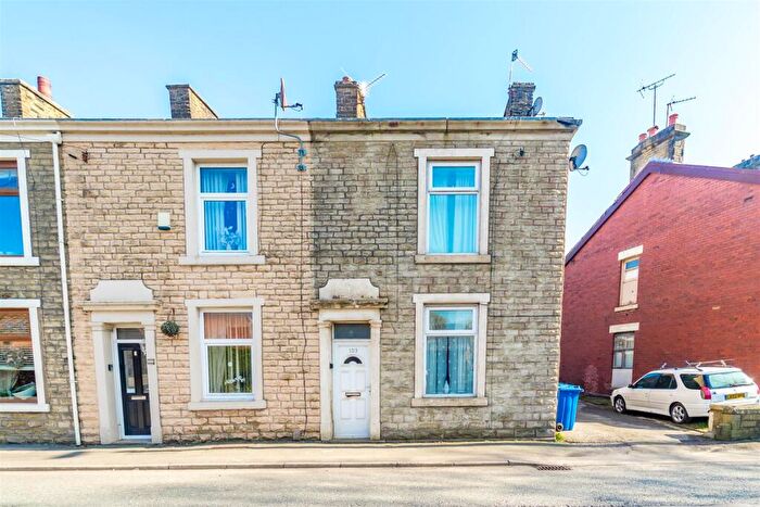 2 Bedroom End Of Terrace House For Sale In Greenbank Terrace, Lower Darwen, Darwen, BB3