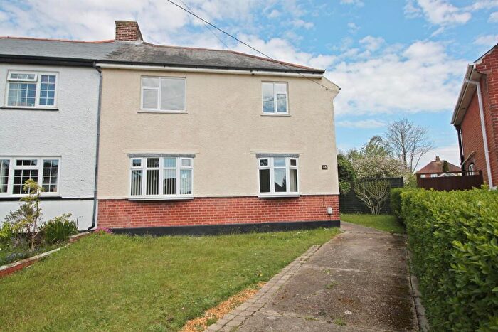 3 Bedroom Semi Detached House For Sale In Denzil Avenue, Netley Abbey, Southampton, SO31