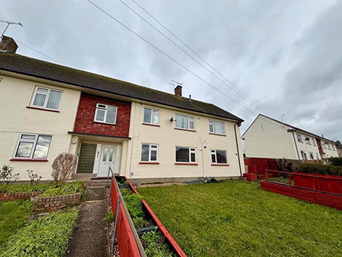 2 Bedroom Flat For Sale In St. Johns Road, Frome, BA11