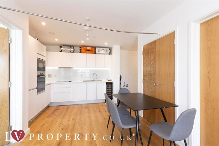 2 Bedroom Apartment For Sale In Windmill Street, Birmingham, West Midlands, B1