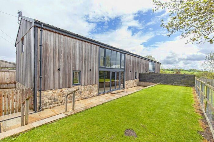 3 Bedroom House To Rent In Sidness Lodge, Stretton, Alfreton, DE55