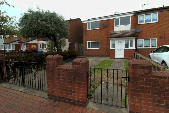 3 Bedroom Town House To Rent In Greenham Avenue, Kirkby, L33