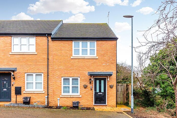 2 Bedroom End Of Terrace House For Sale In Bramley Lane, Higham Ferrers, NN10