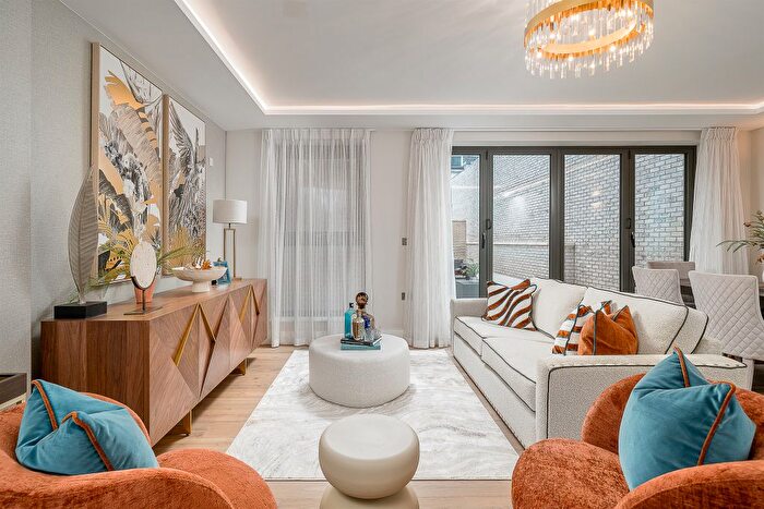 4 Bedroom Property For Sale In The Grove, Shepherds Bush, London, W6