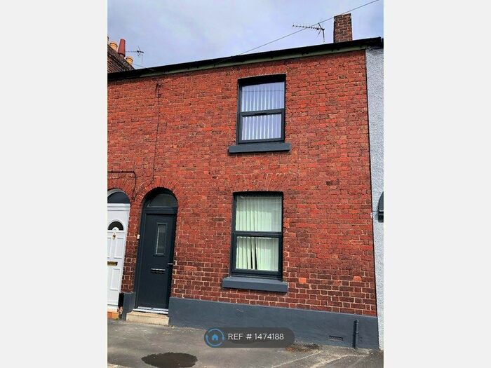 2 Bedroom Terraced House To Rent In Bridge Street, Mold, CH7