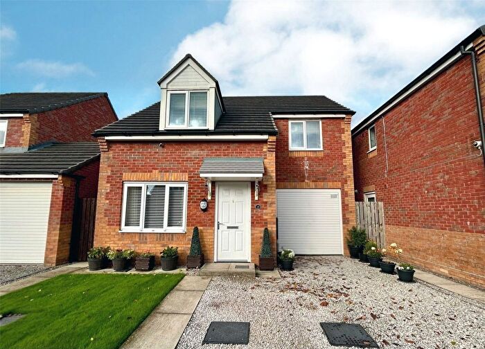 3 Bedroom Detached House For Sale In Mackeson Drive, Ashton-Under-Lyne, Greater Manchester, OL6