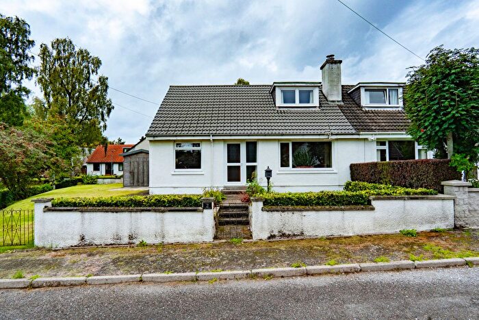 3 Bedroom Semi Detached House For Sale In Cnoc Ruadh, Alness, IV17