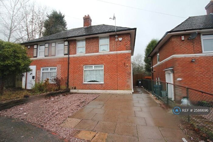 3 Bedroom Semi-Detached House To Rent In Weoley Avenue, Birmingham, B29