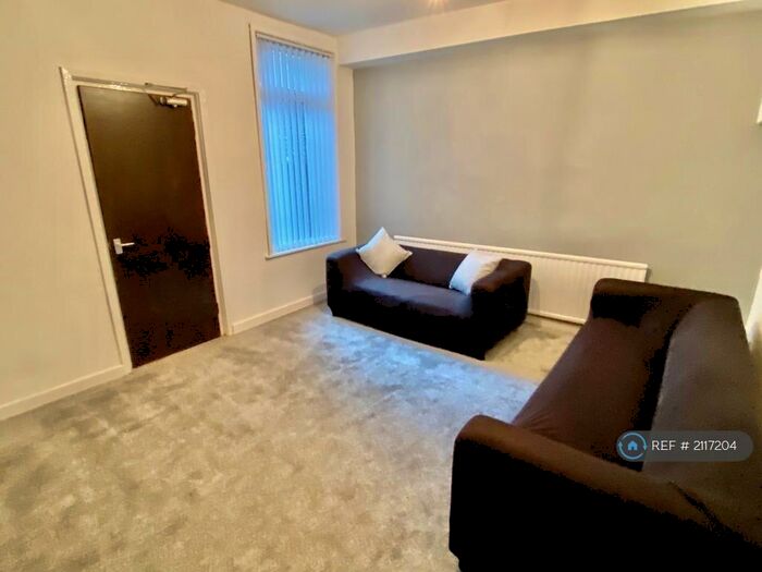 6 Bedroom Terraced House To Rent In Kensington, Liverpool, L7