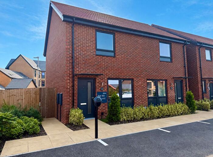 2 Bedroom Semi-Detached House For Sale In Watling Street, Whitehouse Park, MK8