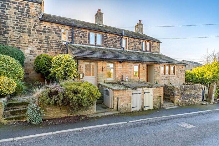 2 Bedroom House For Sale In Linfit Lane, Kirkburton, Huddersfield, HD8