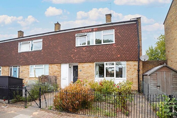 3 Bedroom End Of Terrace House For Sale In Foxborough Gardens, Brockley, London, SE4