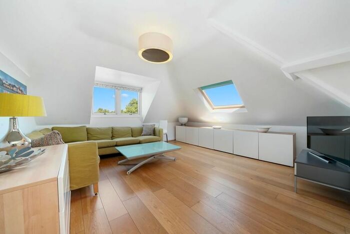 1 Bedroom Flat To Rent In Peckham Rye, London, SE22