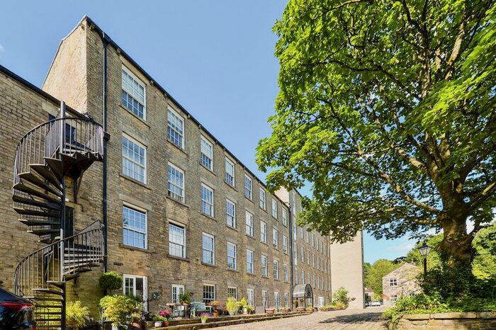 2 Bedroom Flat For Sale In Clough Mill, Slack Lane, Little Hayfield, High Peak, SK22