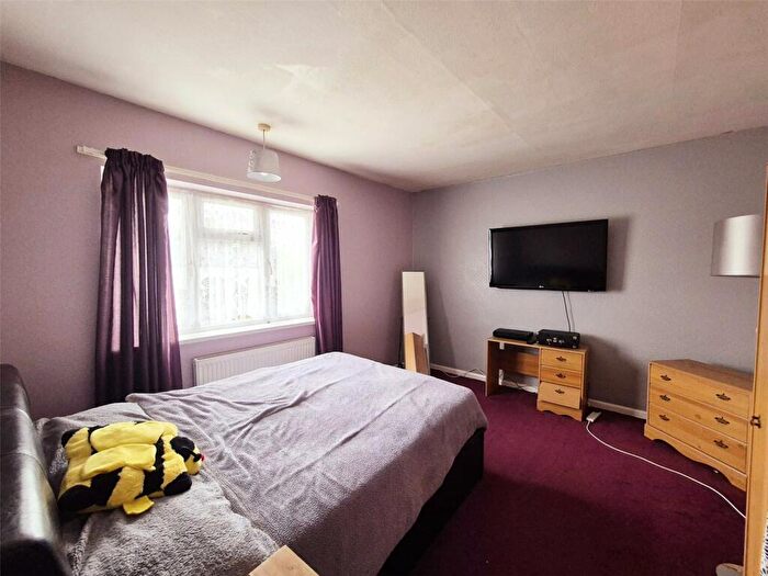 3 Bedroom Terraced House For Sale In Arnside Road, Nottingham, Nottinghamshire, NG5
