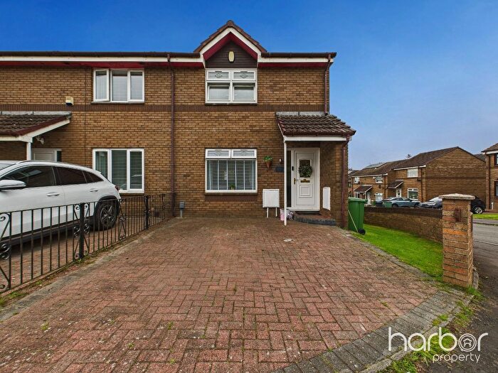 2 Bedroom End Terrace House For Sale In Binns Road, Garthamlock, Glasgow, G33