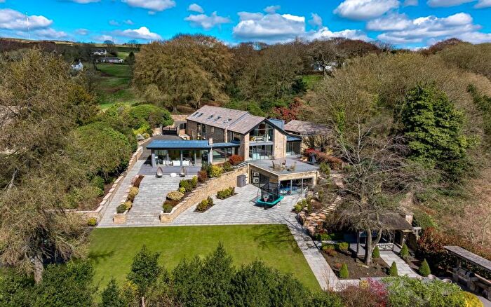 4 Bedroom Barn Conversion For Sale In Colemans Barn, Off Chorley Old Road, Horwich, Bolton, BL6