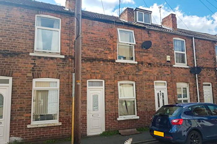 2 Bedroom Terraced House For Sale In Frampton Terrace, Gainsborough, DN21