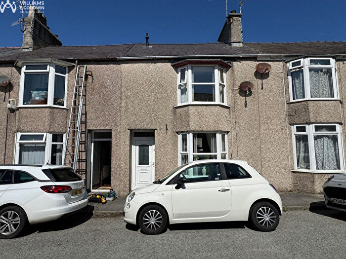 3 Bedroom Terraced House For Sale In Lligwy Street, Holyhead, LL65