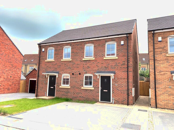 2 Bedroom Semi-Detached House To Rent In Silica Court, Doncaster, DN3