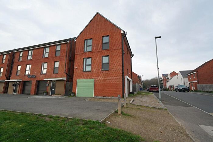 3 Bedroom Terraced House To Rent In Malthouse Drive, Grays, RM17