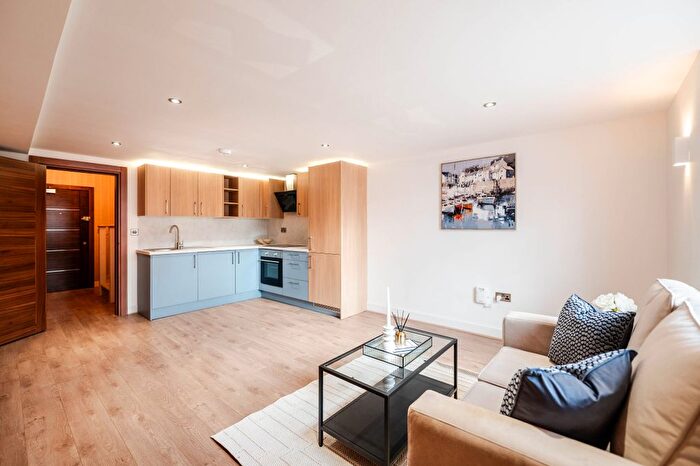 1 Bedroom Flat To Rent In Flat, Crompton Street, Bury, BL9