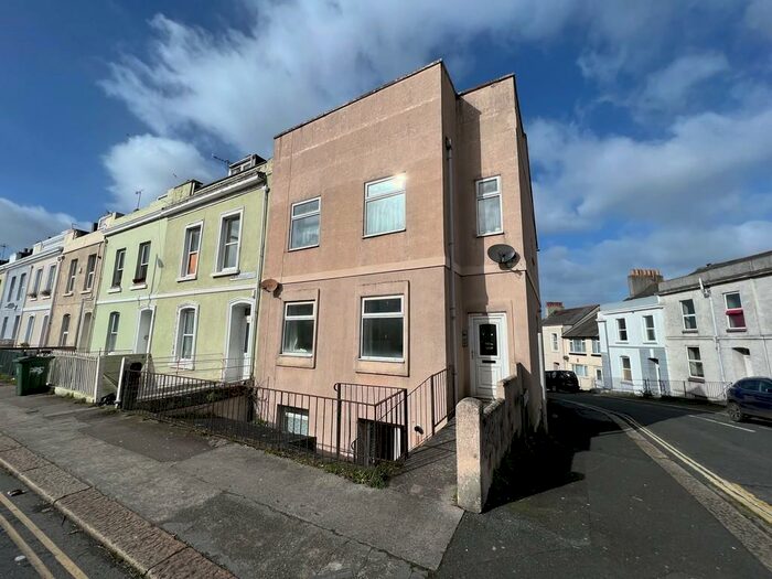 2 Bedroom Flat To Rent In North Road West, City Centre, Plymouth, PL1