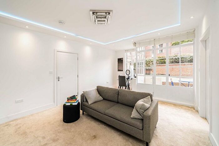 1 Bedroom Flat To Rent In Chelsea Manor Street, Chelsea, SW3