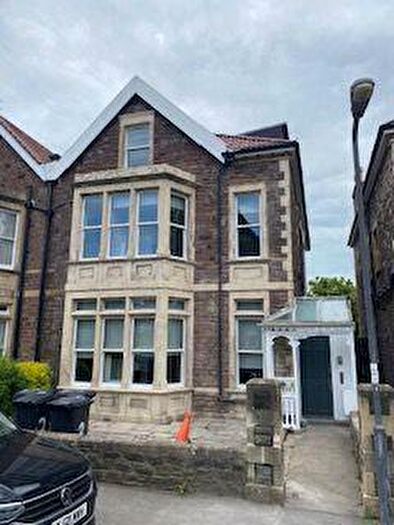 6 Bedroom Flat To Rent In Walsingham Road, Bristol, BS6
