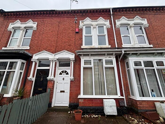 2 Bedroom House To Rent In Bishopton Road, Smethwick, B67