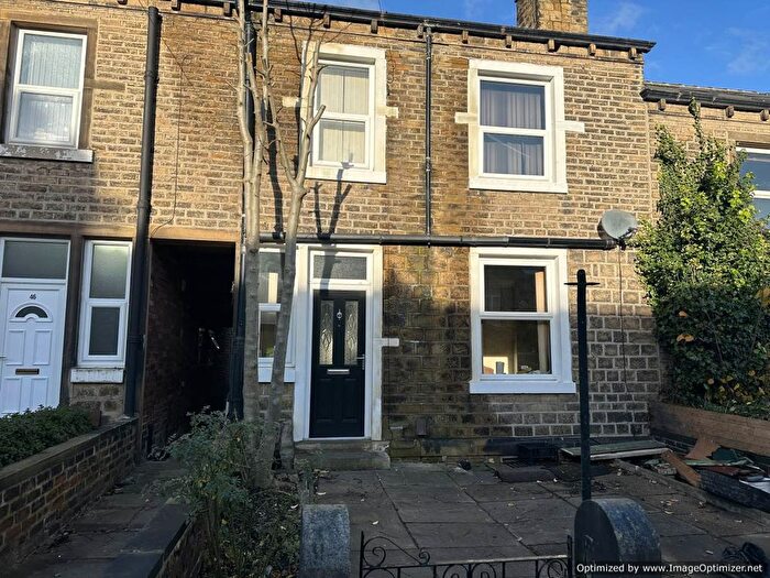 3 Bedroom Terraced House To Rent In Clement Street, Huddersfield, West Yorkshire, HD1