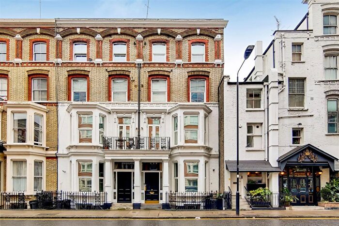 Studio To Rent In Wrights Lane, High Street Kensington, W8