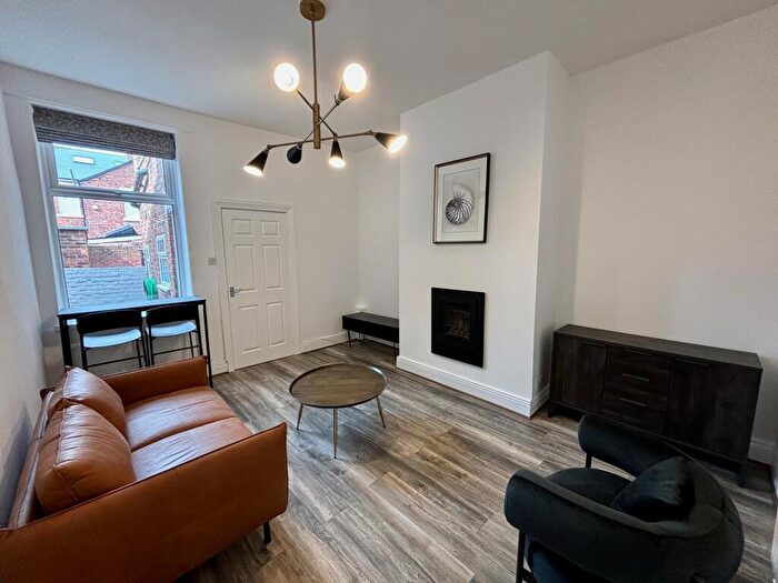 2 Bedroom Flat To Rent In Sandringham Road, South Gosforth, NE3