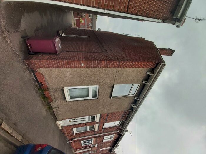 2 Bedroom House To Rent In Chesterfield Road, Shuttlewood, S44