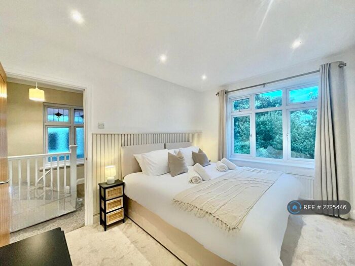 3 Bedroom Semi-Detached House To Rent In Devonshire Road, Hornchurch, RM12