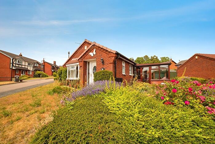 3 Bedroom Detached Bungalow For Sale In Chestnut Grove, Tibshelf, Alfreton, DE55